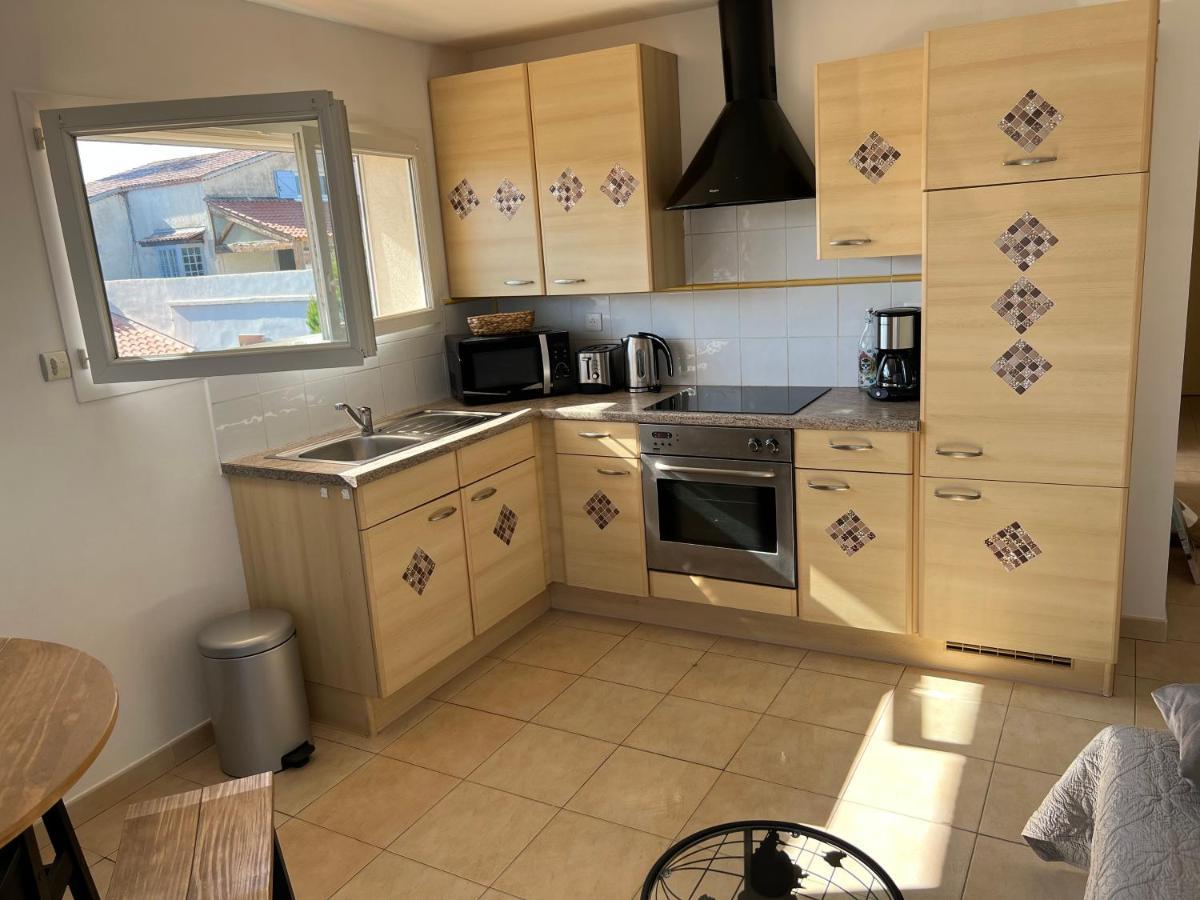 Plein Sud, bel appartement 20 mètres de la plage la Capte Hyères Extérieur photo